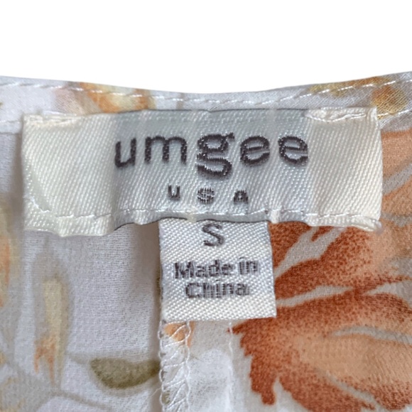 Umgee Women's Top Size Small Floral Sheer Blouse with Fall Flowers - Picture 5 of 6